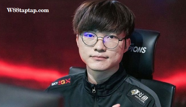 Faker liệu có được chiếc cup thứ 6 tại CKTG? Faker liệu có được chiếc cup thứ 6 tại CKTG?